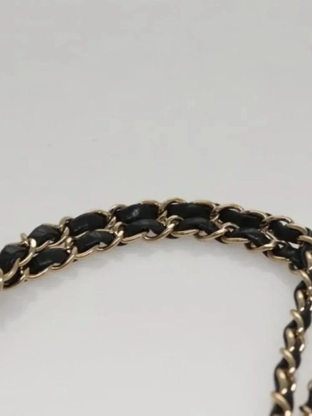 CHANEL Matelasse 25 Chain Shoulder Bag Canvas Black Gold CC Auth 108396